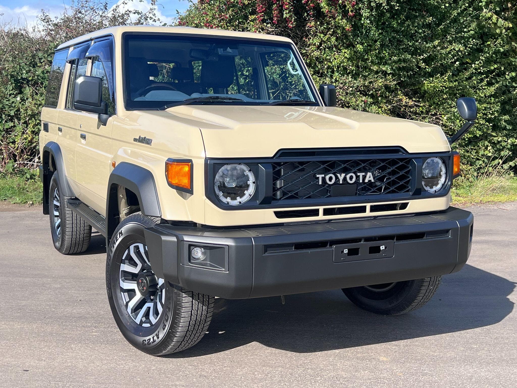 Toyota Land Cruiser